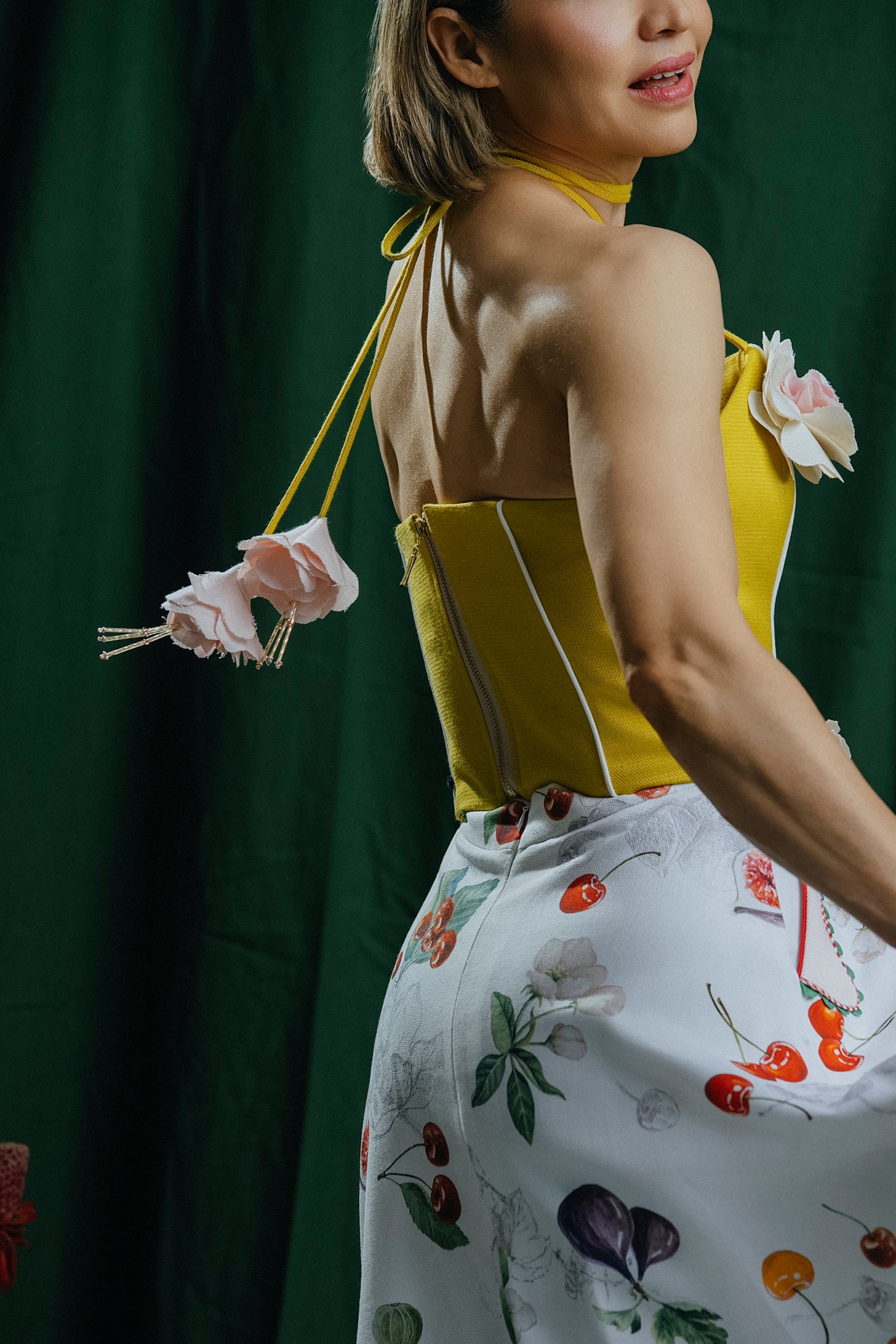Anette Top Amarillo y Flores Rosadas